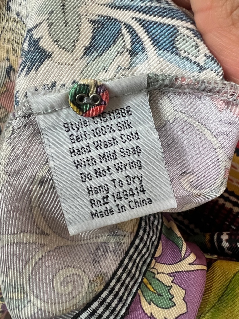 Johnny Was 100% Silk Miranda Mixed Print V-neck Boho Blouse Top Size Medium - Picture 7 of 7